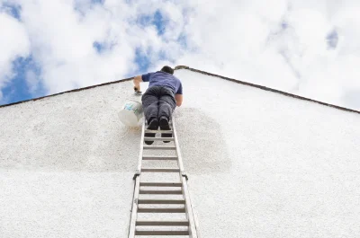 Peinture extérieure à Rioux — façades et ravalement